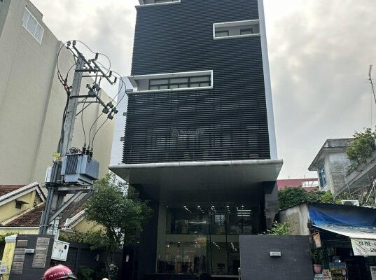 Tòa Nhà Bình Thạnh: Đầu Tư Bất Động Sản Trung Tâm TP.HCM